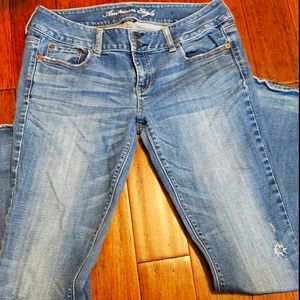 Light washed american eagle jeans